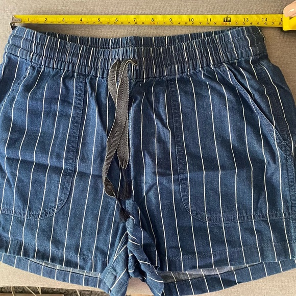 J Crew drawstring shorts - Picture 7 of 7